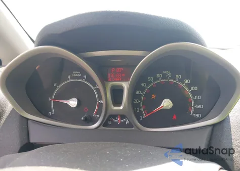 2013 Ford Fiesta Se z USA, uszkodzony, nr VIN 3FADP4BJ0DM153223